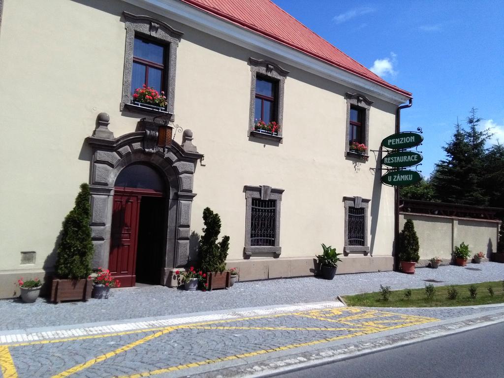 Guest House U Zámku Slatiňany Exterior foto